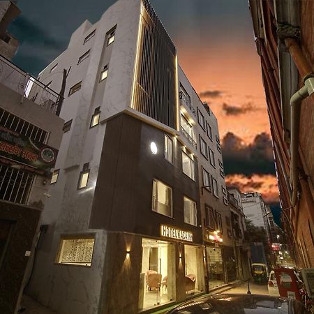 Hotel Kaca Inn-By Haveliya Hotels- Traveller'S Choice Award Winner 2025 New Delhi Exteriör bild