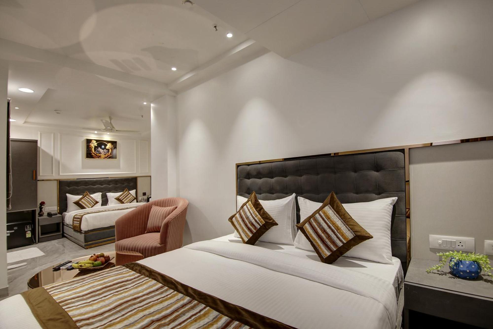 Hotel Kaca Inn-By Haveliya Hotels- Traveller'S Choice Award Winner 2025 New Delhi Exteriör bild